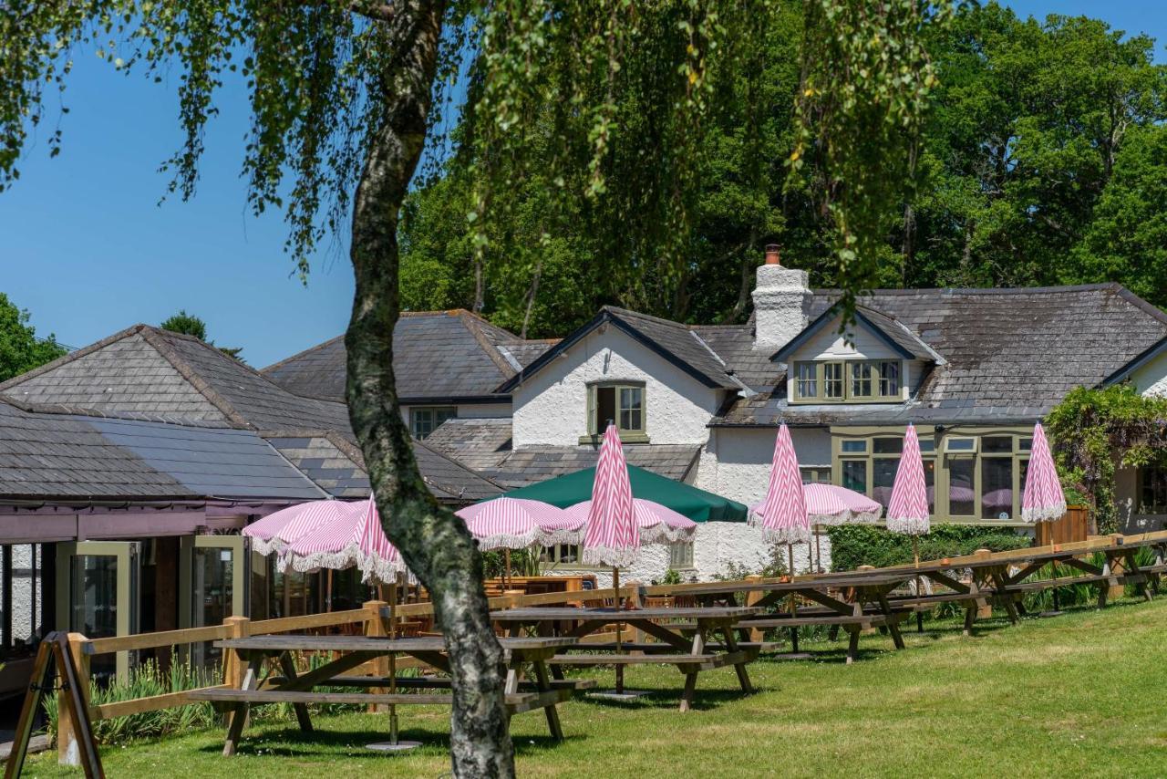 High Corner Inn Godshill  Экстерьер фото
