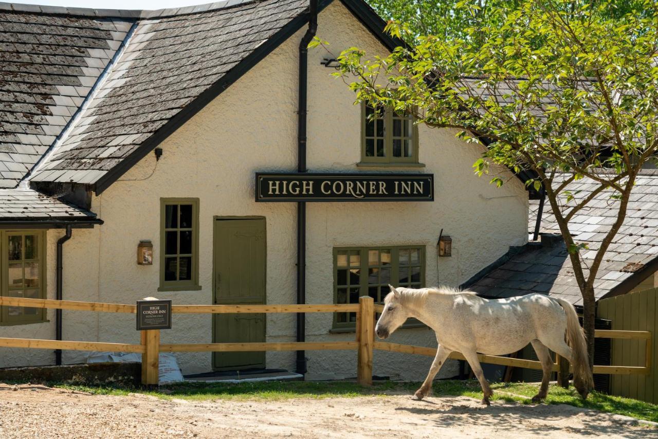 High Corner Inn Godshill  Экстерьер фото