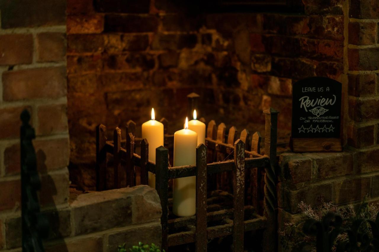 High Corner Inn Godshill  Экстерьер фото